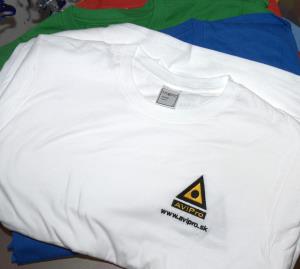 Vyšívané tričko v rôznych farbách AviPro Stará Ľubovňa