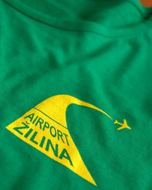 Zelené tričko s logom