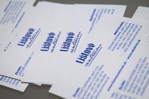 Aj papierové etikety na zadnú stranu katalógov