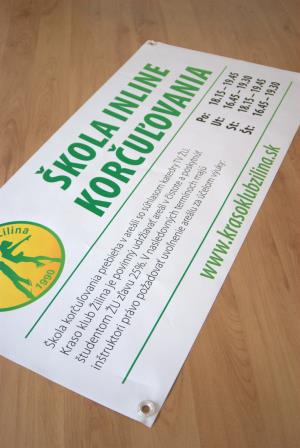 Plachtu z PVC banneru