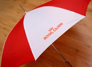 Farebné dáždniky pre Royal Canin Bratislava