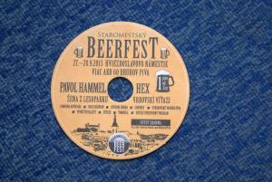 Podpivník v tvare CD na Staromestský BEERFEST