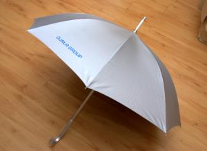 Strieborný dáždnik s potlačou