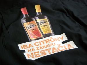 Slogan na košeli