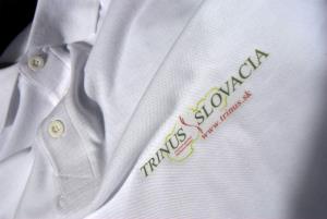 Biele polokošele pre firmu TRINUS SLOVACIA Rajecké Teplice