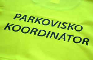 Detail jednofarebnej potlače na bezpečnostnej veste
