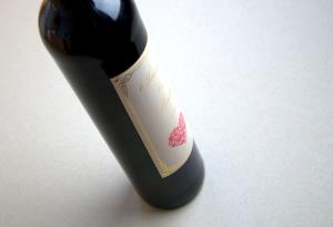 Ukážka etikety na fľaši dobrého vína