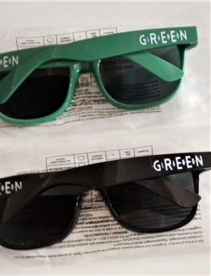 Potlač slnečných okuliarov nápisom GREENLAND