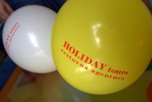Reklamný balónik pre Holiday Tours Trenčín