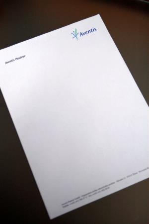 Hlavičkový papier z extra kvalitného papiera